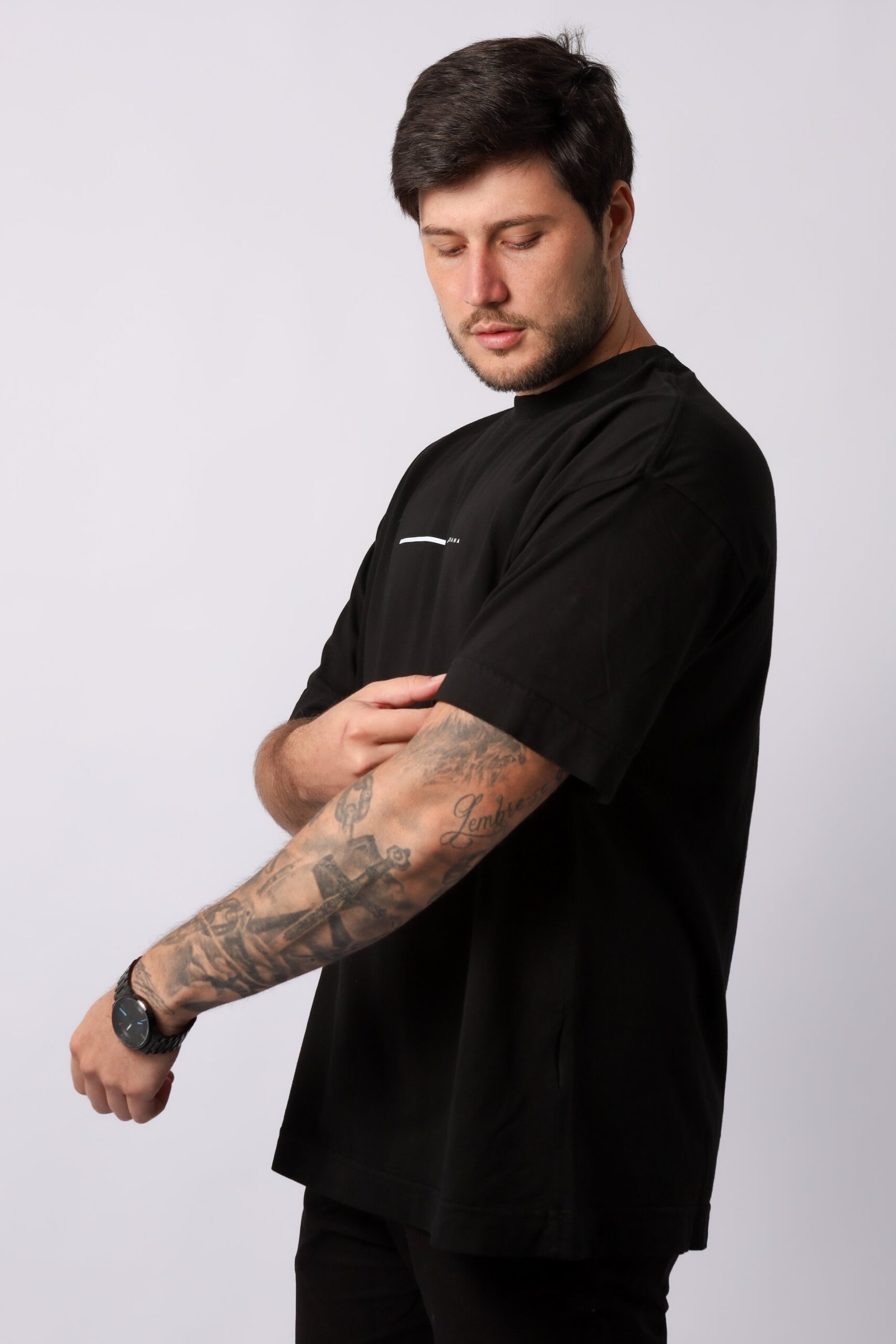 Camiseta Oversized Instinto - Preto - Imagem 3