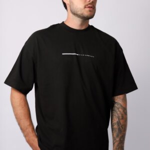 Camiseta Oversized Instinto - Preto